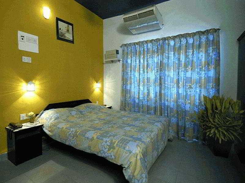 Libton Manor Hotel Candolim Buitenkant foto